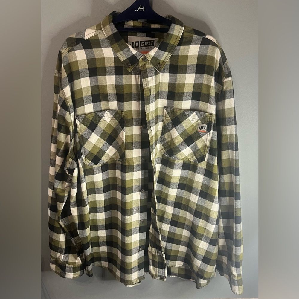 Duluth Trading Co 40 Grit Green and Black Flannel Plaid Button Down Shirt Sz 2XL